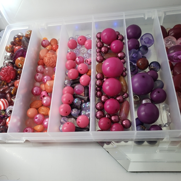 Crafting Lot Jewelry Beads - Picture 4 of 9